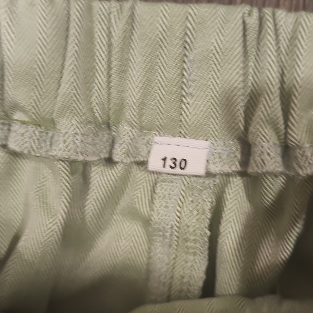 N 3 Piece Bow Tie Pale Mint Sage Green Vest Suit Sz 6-8yr - Picture 6 of 6